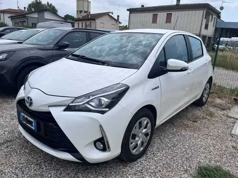  Yaris 3ª serie